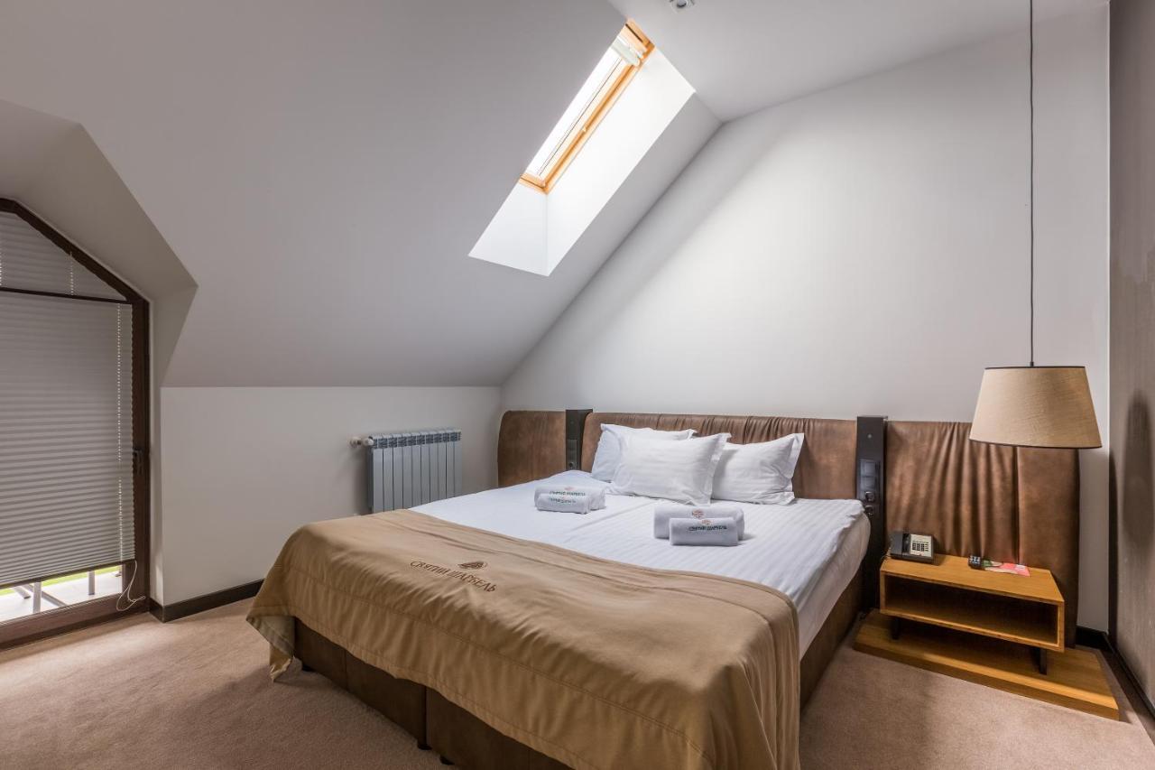 Святий Шарбель Otel Morshyn Dış mekan fotoğraf