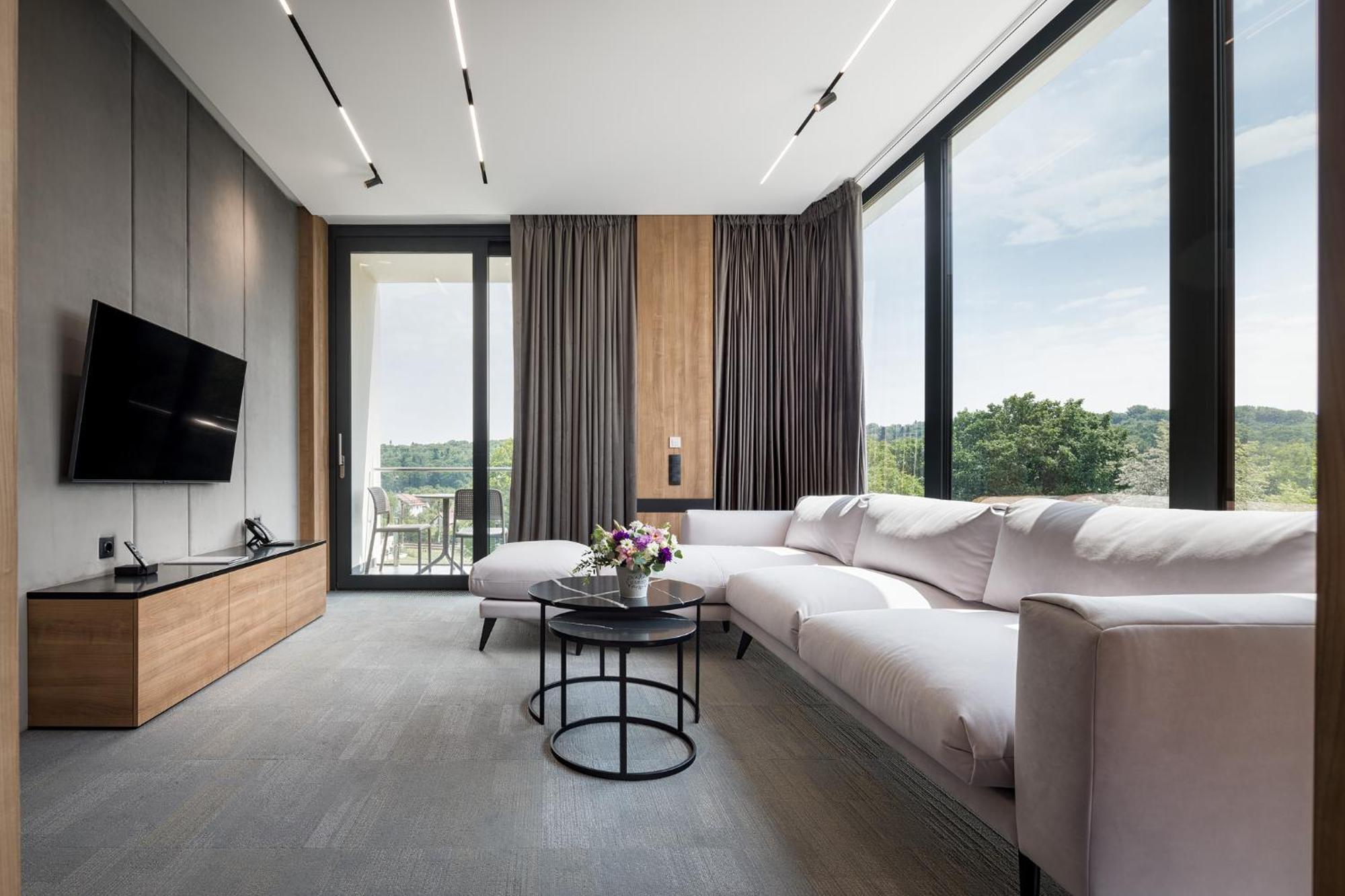 Святий Шарбель Otel Morshyn Dış mekan fotoğraf